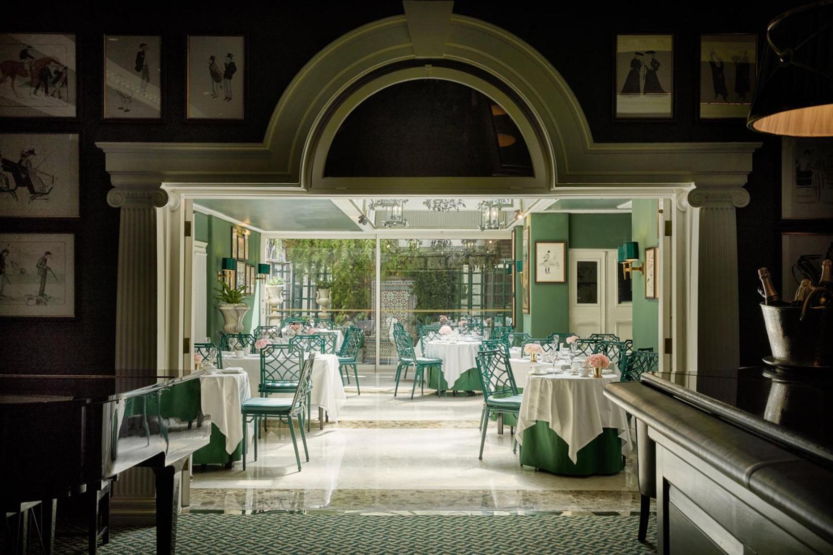 The Chesterfield Mayfair London Exterior photo