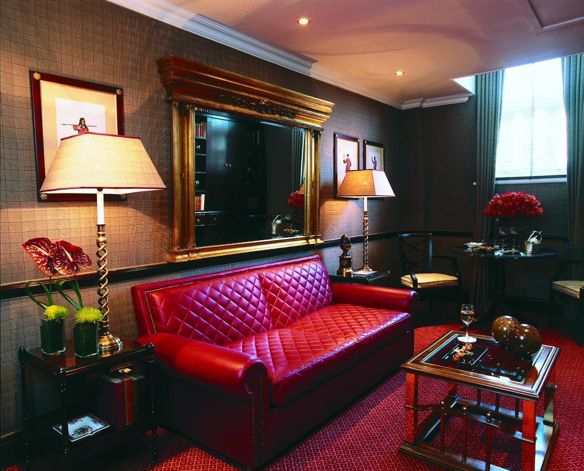 The Chesterfield Mayfair London Exterior photo